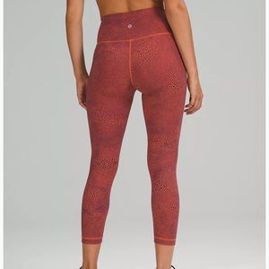 NWOT Lululemon Wunder Train High-Rise Crop 23"